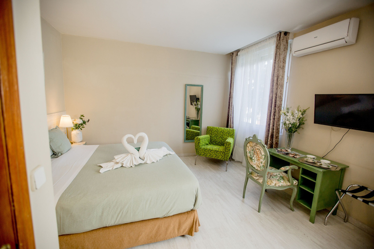 Bedroom 2, Escala SUITES, Madrid