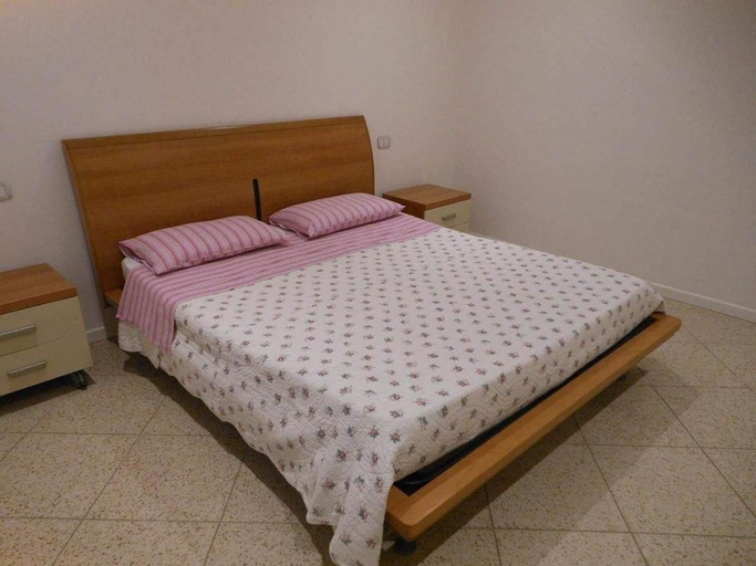 Bedroom 5, B&B La Luna dal Borgo, Ancona