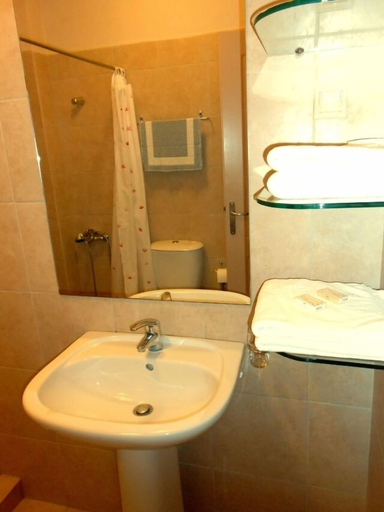 Bathroom 5, Lambrinos Suites, Crete