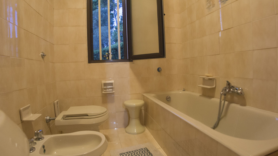 Bathroom, Villa Ada, Taranto