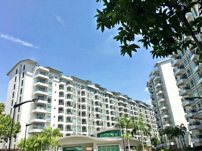 Exterior & Views 2, Max Stays Max Style at Parkside Villas, Pasay City