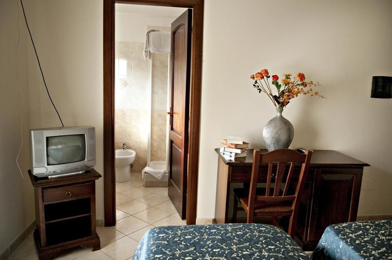 Bedroom 3, Hotel Ristorante Villa Pegaso, Caserta
