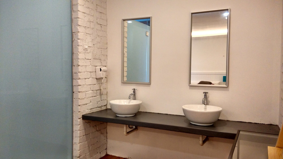 Bathroom 4, Snooze Too, Cameron Highlands