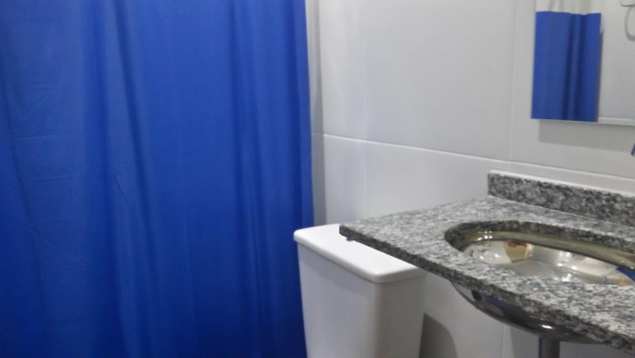 Bathroom, Quartos em casa IN Caxias, Duque de Caxias
