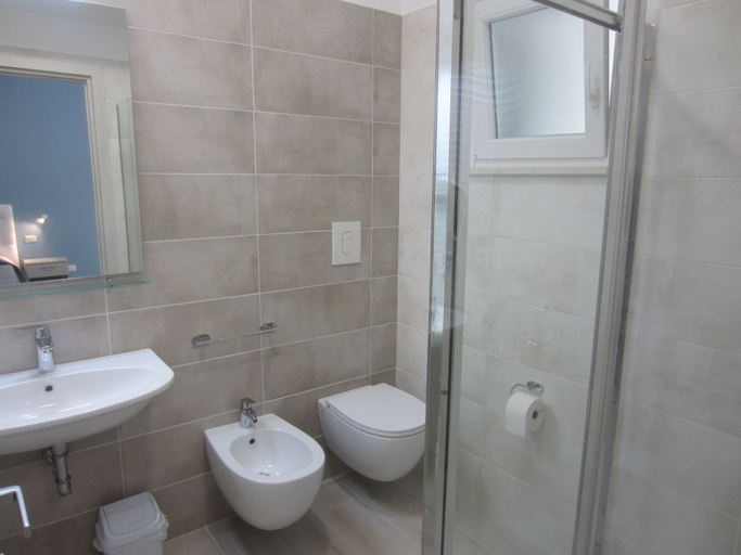 Bathroom 3, Villa Elisa Vieste, Foggia