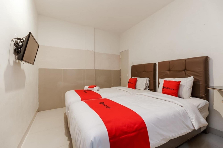 Bedroom 21