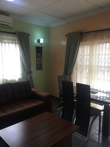 Business Facilities 3, Gees Shortlets Apartments, Shomolu