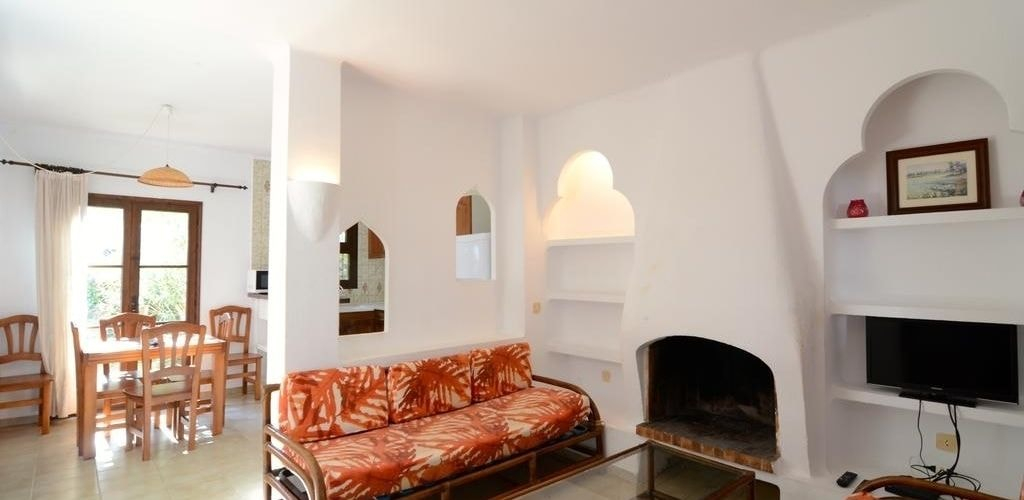 Living area 3, Casa con parking, ideal para familias, Girona