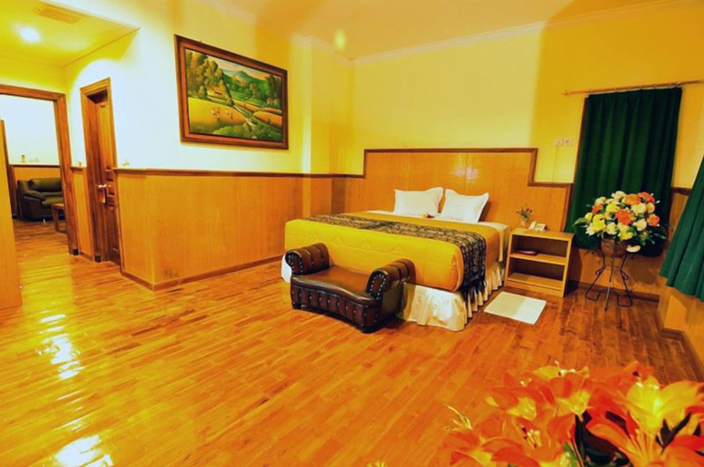 Bedroom 3, Sylvia Hotel Maumere, Sikka