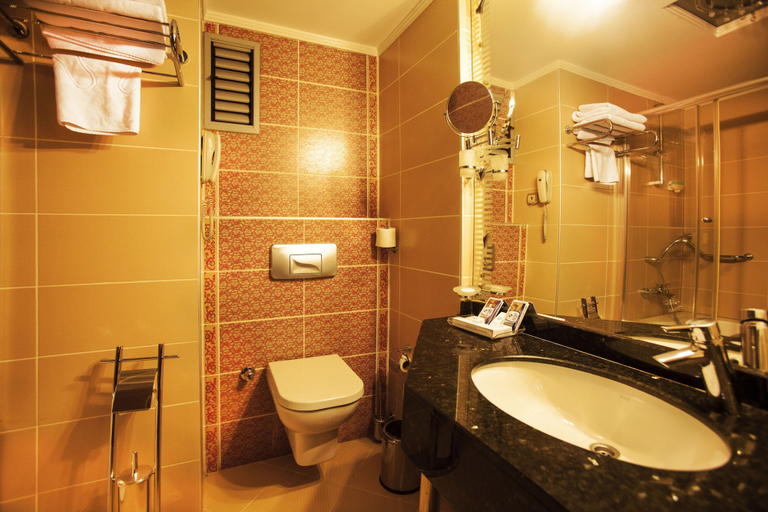 Bathroom 4, Adana Erten Otel, Yüreğir