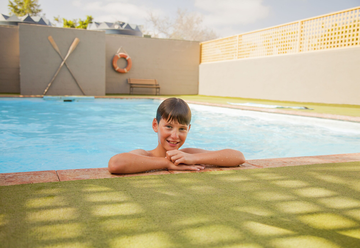 Sport & Beauty 5, Capricorn Holiday Park, Carnarvon