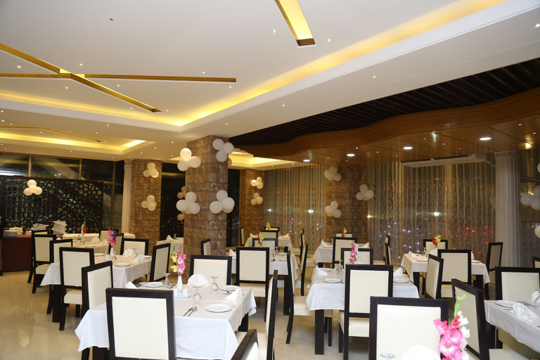 Food & Drinks 4, White Palace Hotel, Dhaka