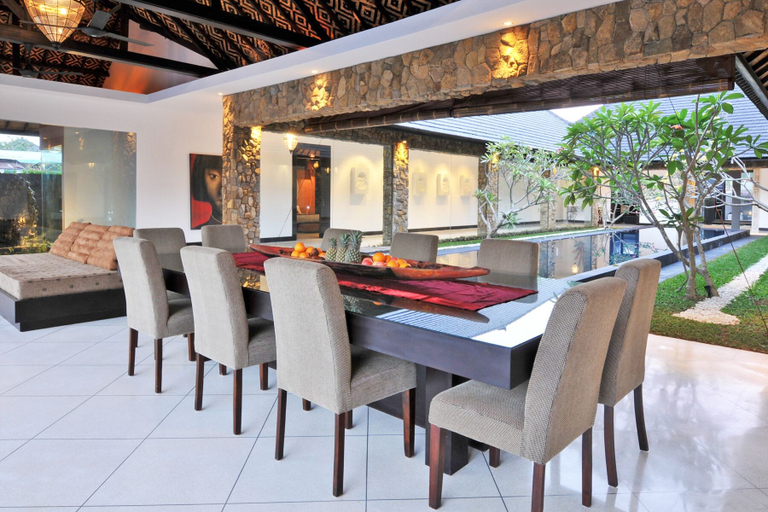 Food & Drinks 4, Villa Samudra Raya, Badung