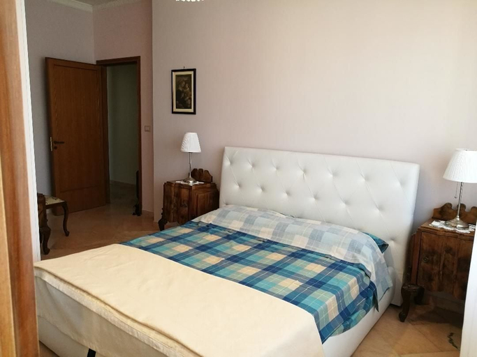 Bedroom 3, B&B Domus Lupiae, Lecce