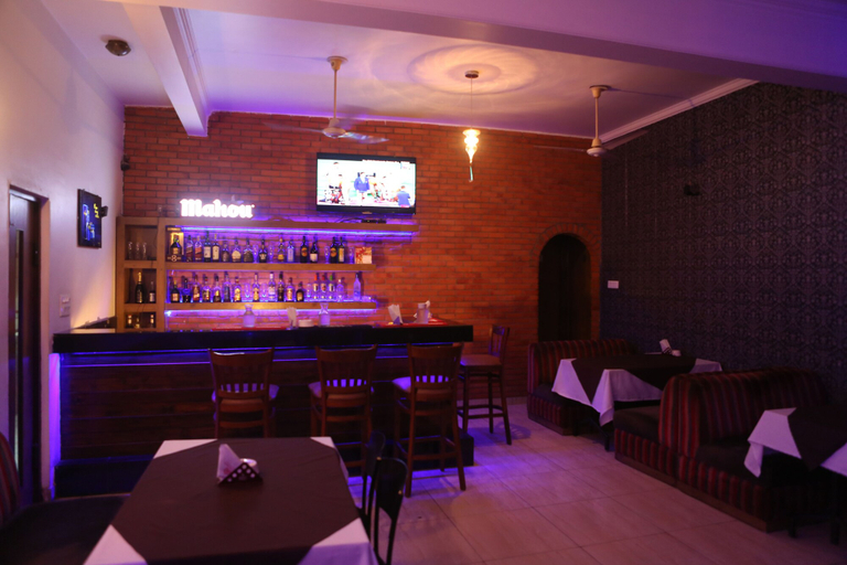 Food & Drinks 5, Hotel Kamla Palace, Dehradun