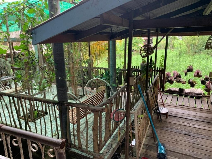 Others 3, Cast Away  Homestay, Pak Kret