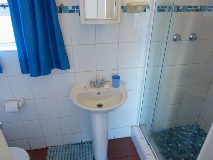 Bathroom, Southern Comfort - Starfish, Ugu