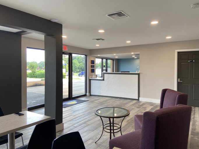 Others 5, HomeLodge, Coweta
