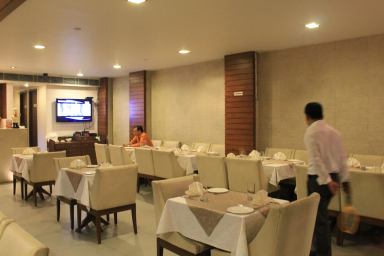 Food & Drinks 5, Hotel Apra Inn, Delhi