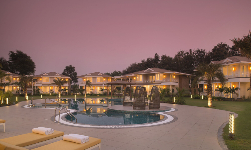 Exterior & Views 2, Kabir Hotel & Spa, Vadodara