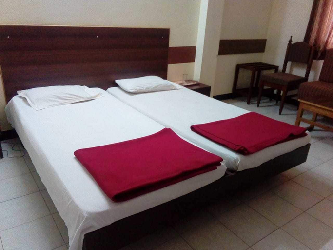 Bedroom 5, iROOMZ Samrat Ashok, Dharwad