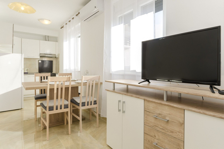 Others 5, Apartments New Home, Vodice