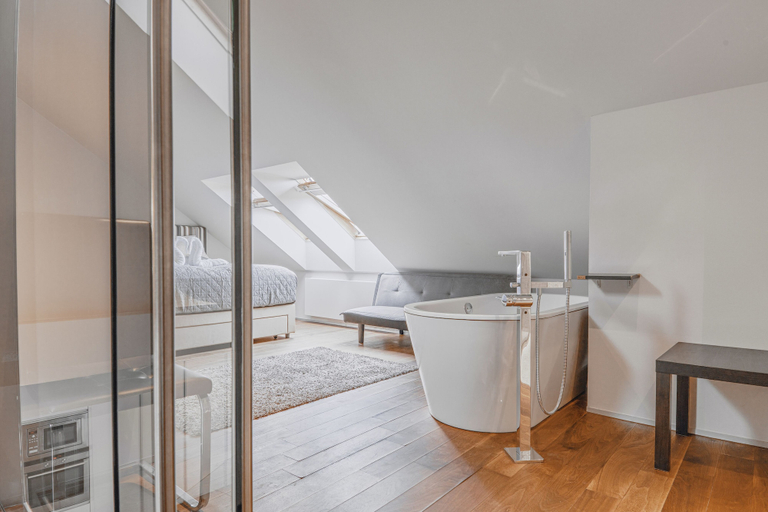 Bathroom, Luxury Apartment in Centre, Praha 1
