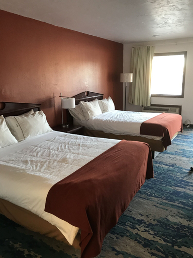 Bedroom 2, Interstate Motel Guthrie, Logan