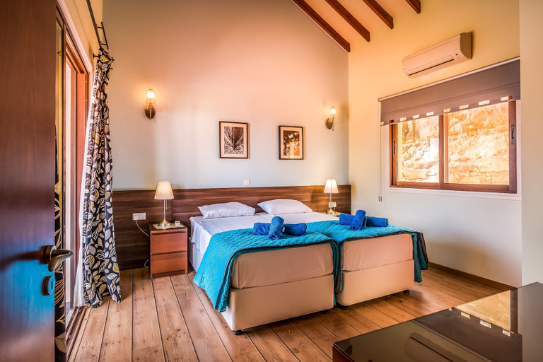 Bedroom 3, Panorama & Oceania Villas