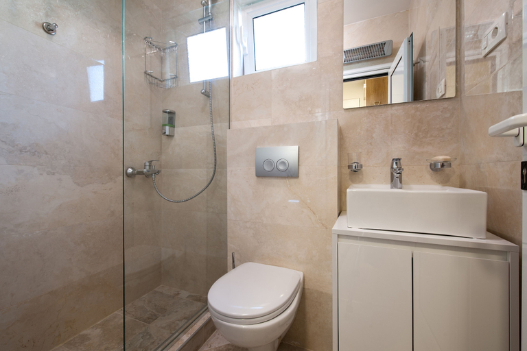 Bathroom, Villa Mia