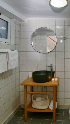 Bathroom 4, Evangelia Residenza, Crete