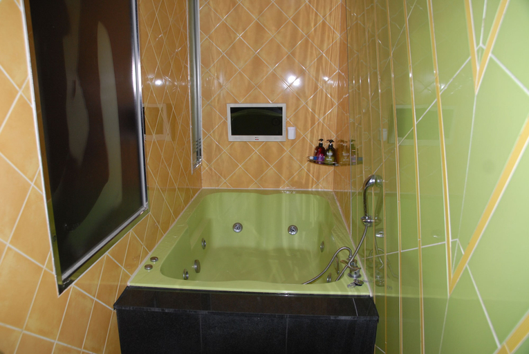 Bathroom 3, Hotel Lesign, Jung