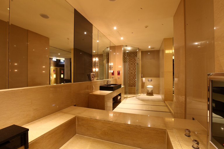 Bathroom, Merry Sing Motel, New Taipei City