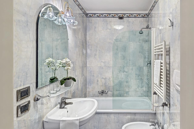 Bathroom 4, Hotel Tre Archi, Venezia
