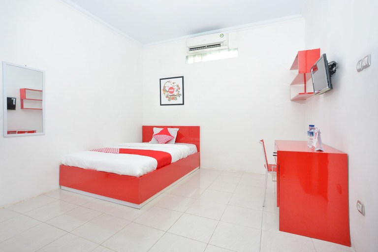Bedroom 1, OYO 745 Griya Jasmine Syariah, Sleman
