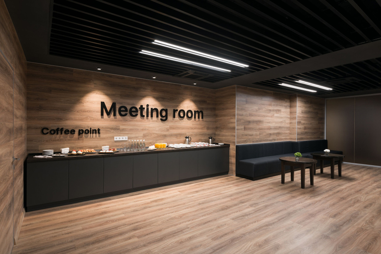 Food & Drinks 5, Onovo, Darnyts'kyi