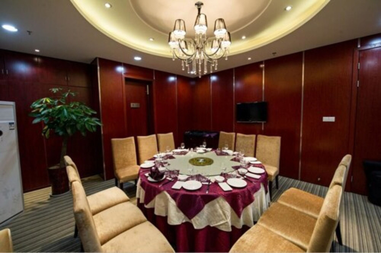 Business Facilities, Queens Palace, Wuhan