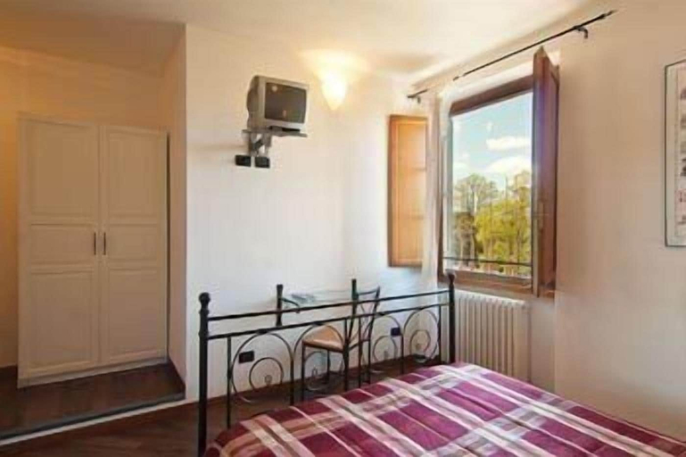 Bedroom 2, Arco Antico, Florence