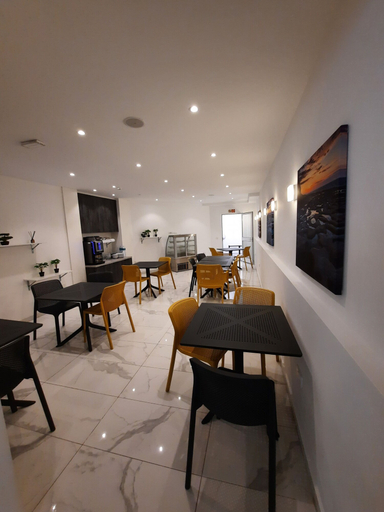 Food & Drinks 4, Shoreline Hotel, St Julian's