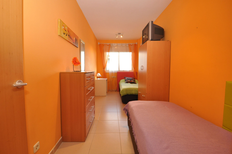 Bedroom 3, Apartment Santa Clotilda, Girona