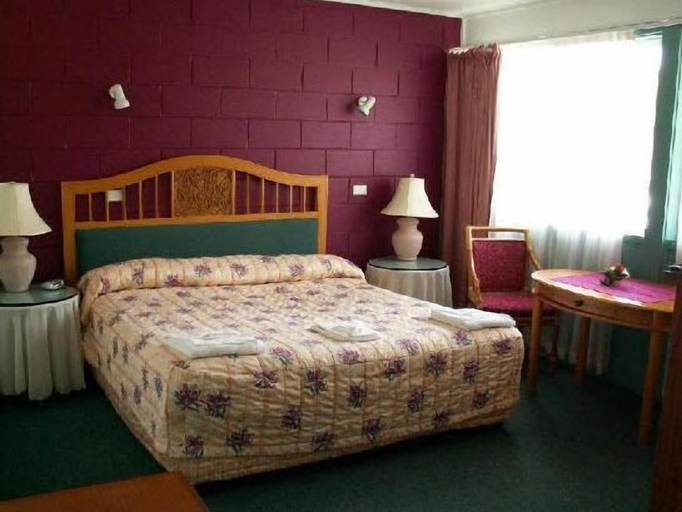Bedroom 2, Murwillumbah Hotel & Apartments, Tweed - Pt B