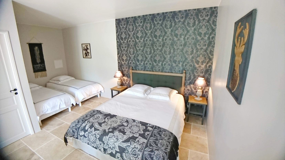 Bedroom 5, Domaine du Bois Seguin, Gironde