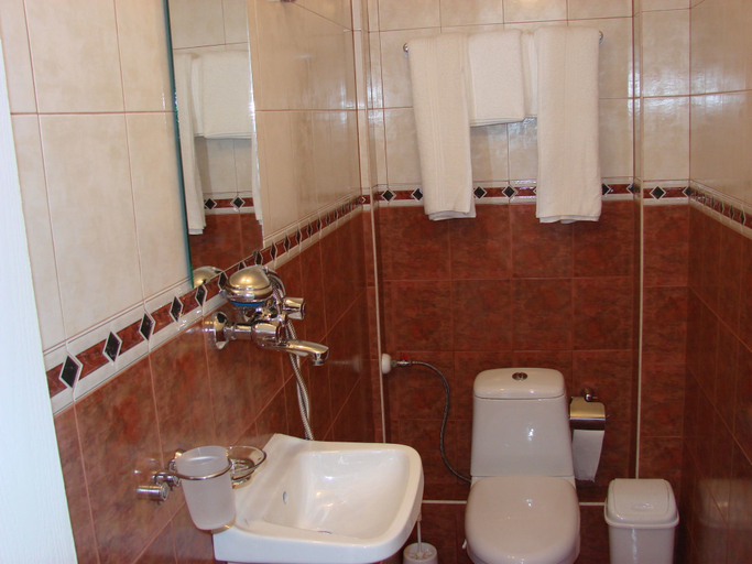 Bathroom 4, Avel Guesthouse, Stolichna