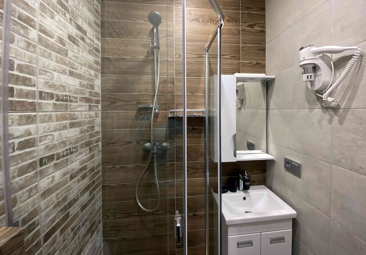 Bathroom 4, More Apartments na Estonskoy 37 k2 54, Sochi gorsovet