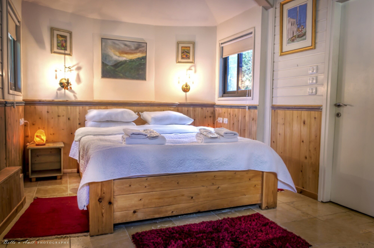 Bedroom 3, Dream Time