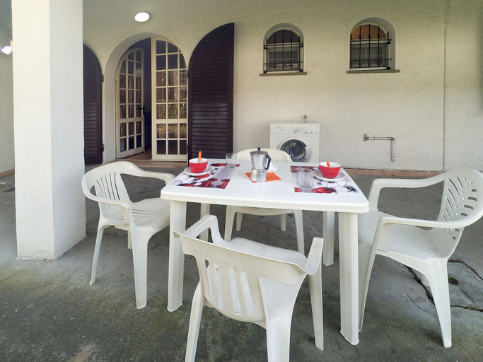 Others 4, Appennini Villas, Ferrara