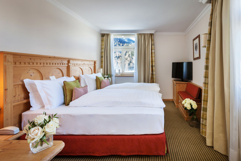Bedroom 3, Schloss Hotel & Spa Pontresina, Maloja
