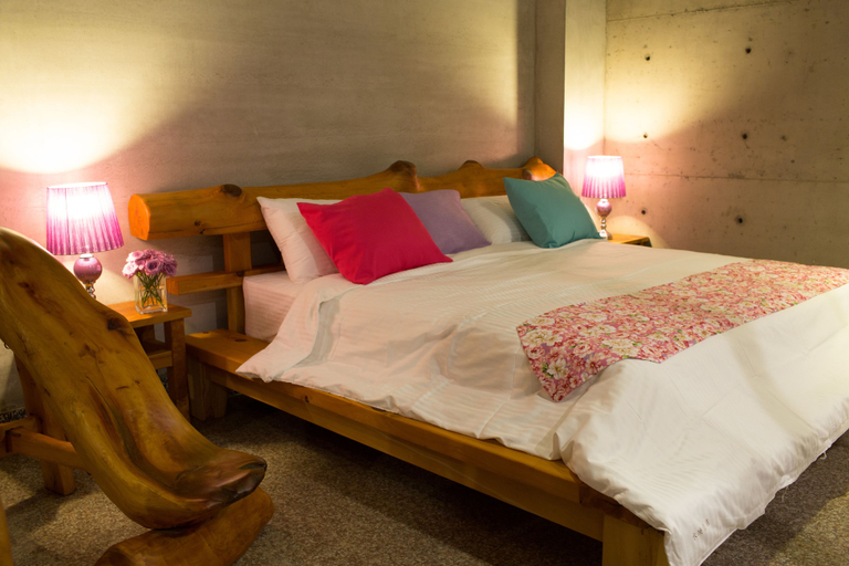 Bedroom 2, Water Reflections At Ease, Pingtung