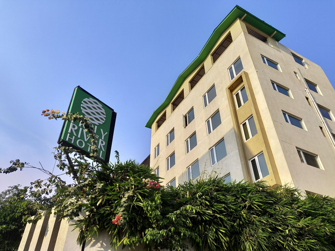 Exterior & Views 2, Holy River Hotel, Garhwal