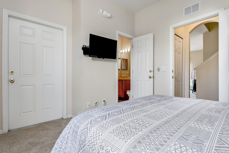 Bedroom 1, 1144calabria, Polk